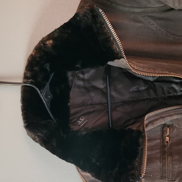 Real Fur Canvas Zip Up Fashion Coat - Picture 4 of 8